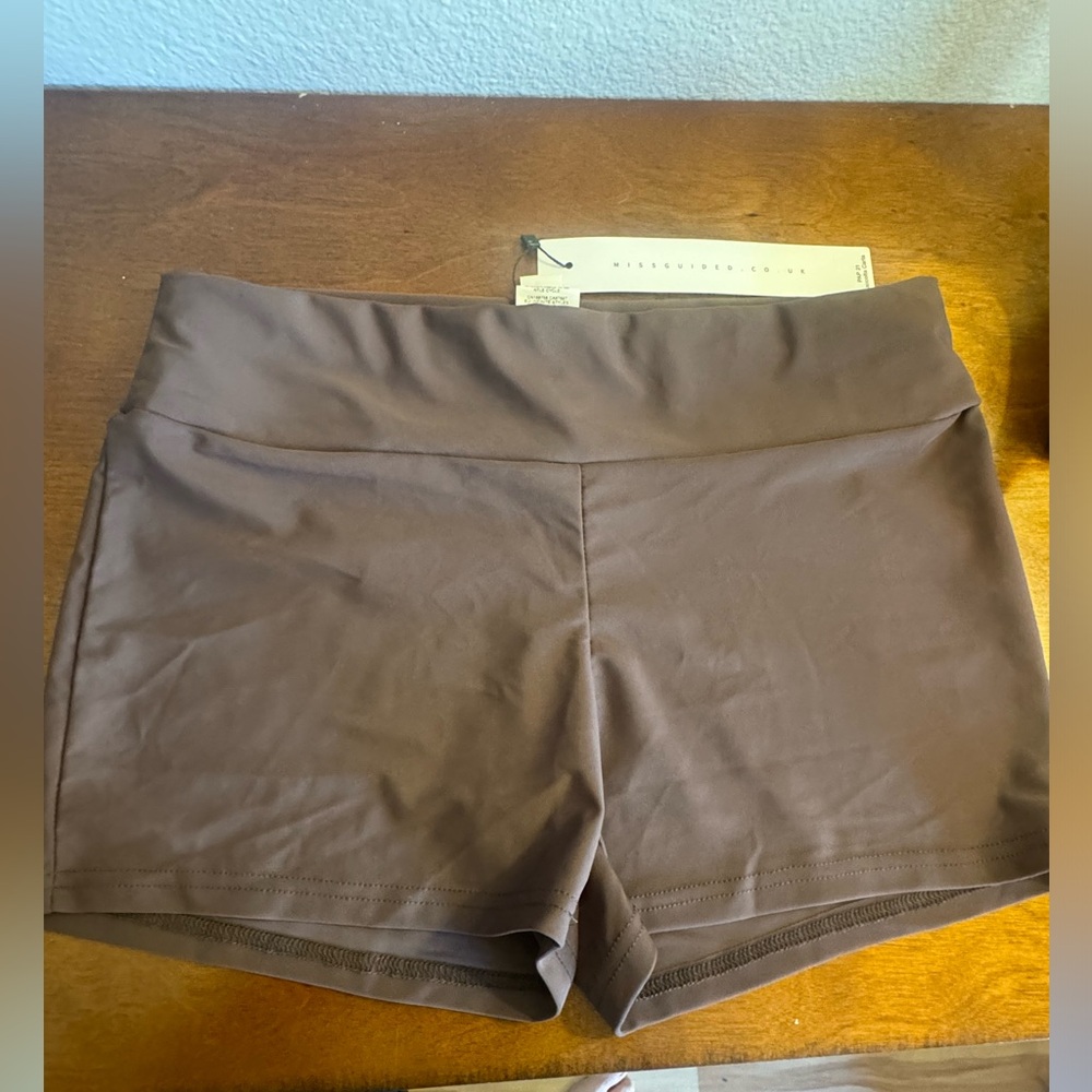 MISSGUIDED WORKOUT SHORTS